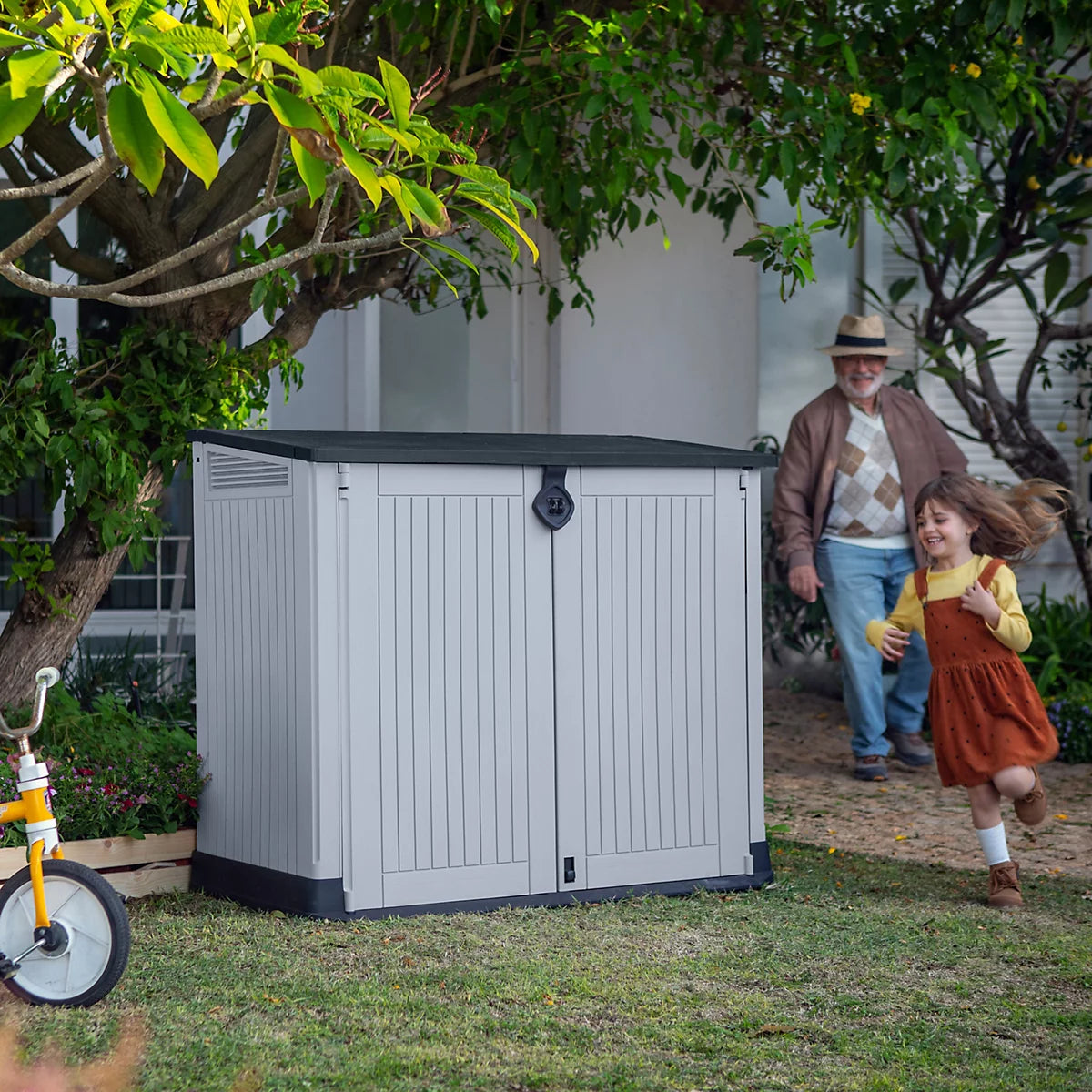 Keter Store it out Midi Grey Resin 132x71.5 Bin storage 880L - Image 3